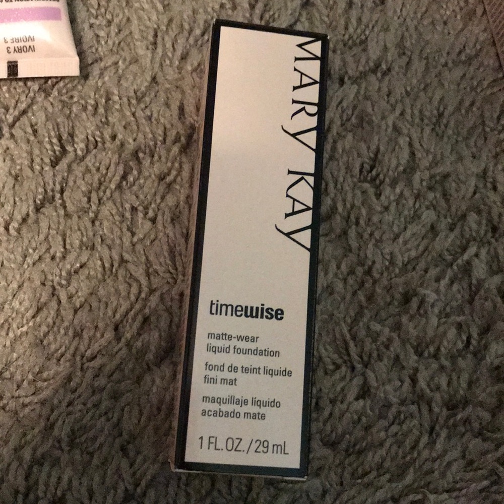 Mary Kay liquid foundation